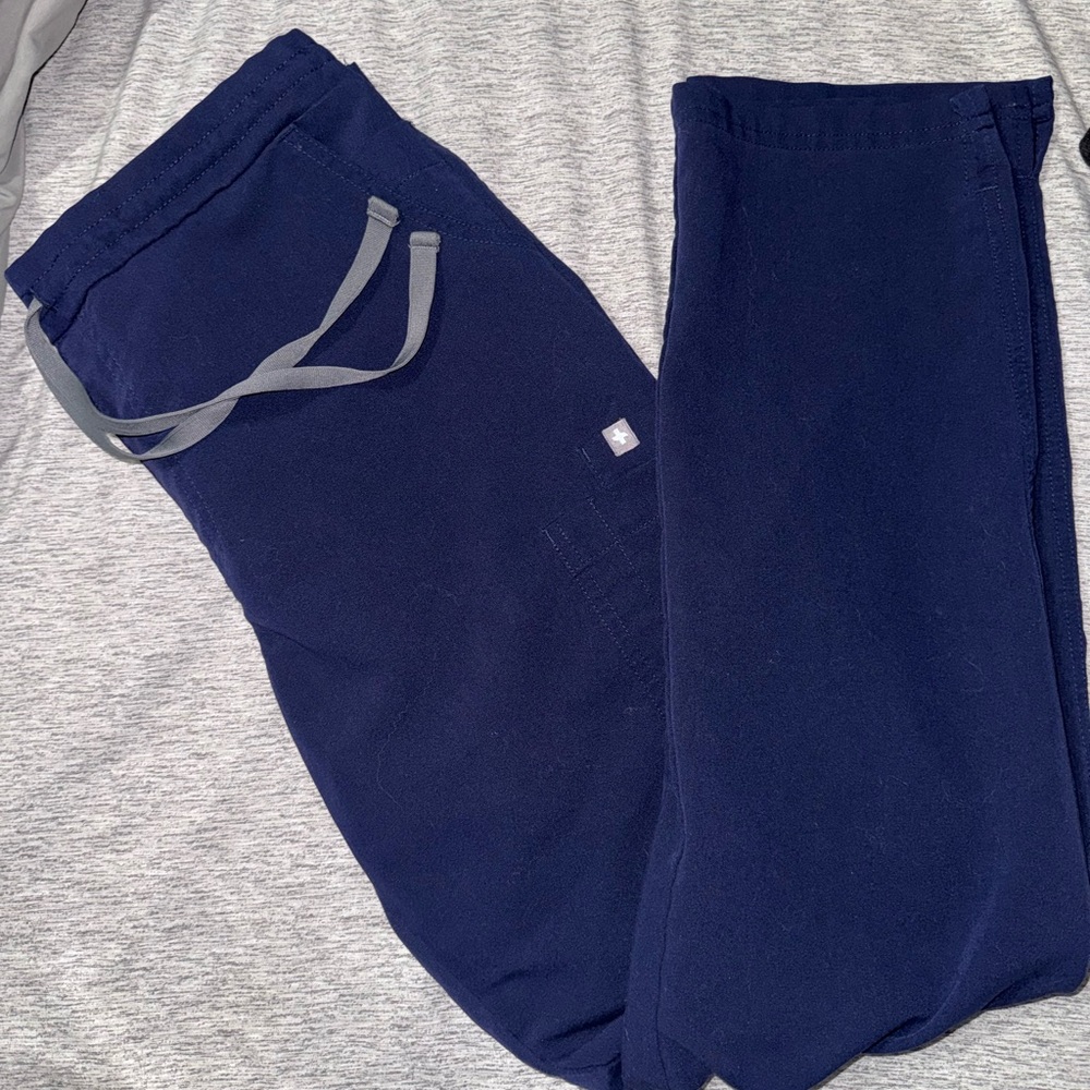 Medium Navy Straight Leg Figs